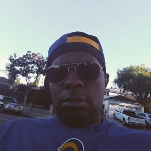 Meet your Posher, Derrick d mac